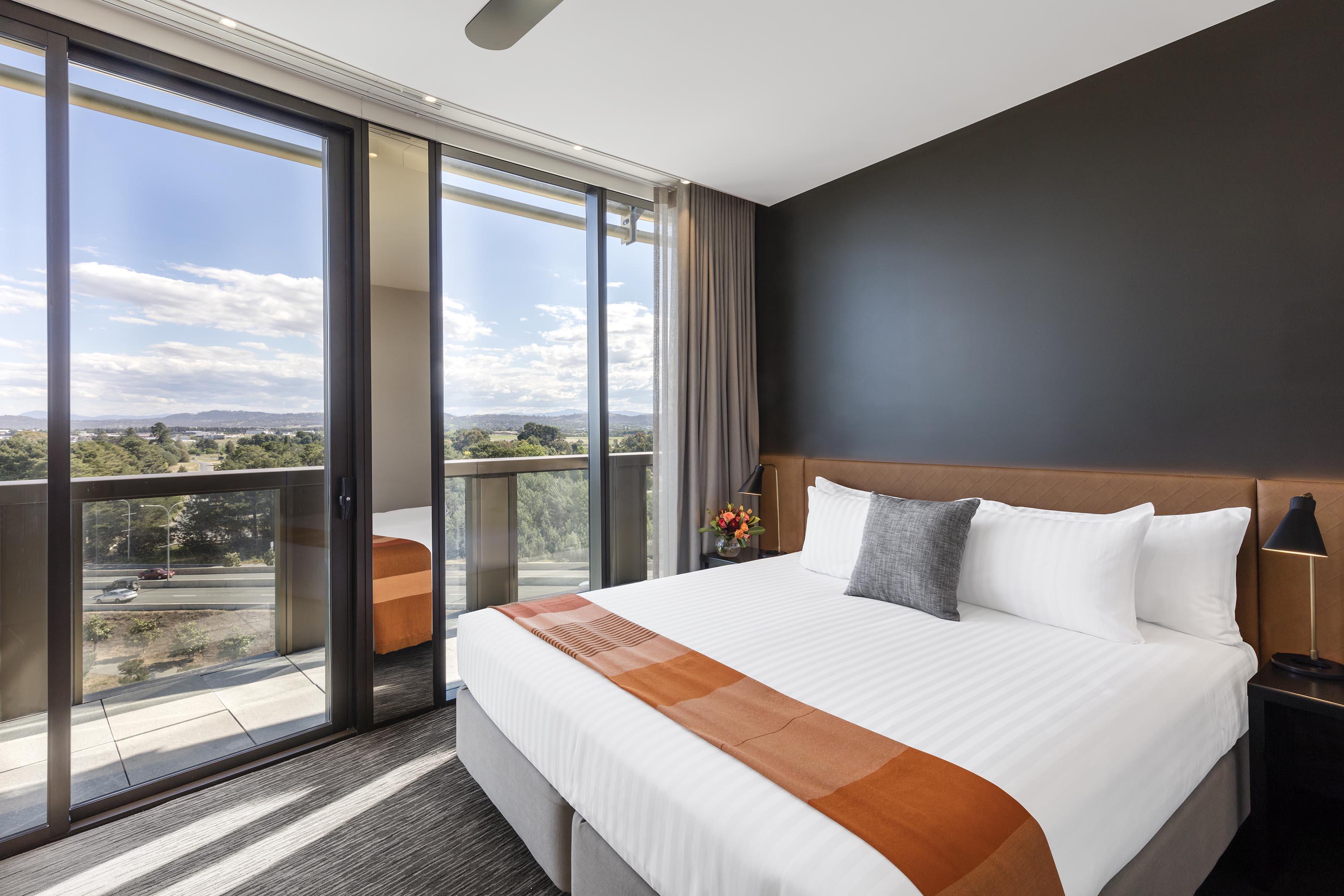 Vibe Hotel Canberra Exterior photo